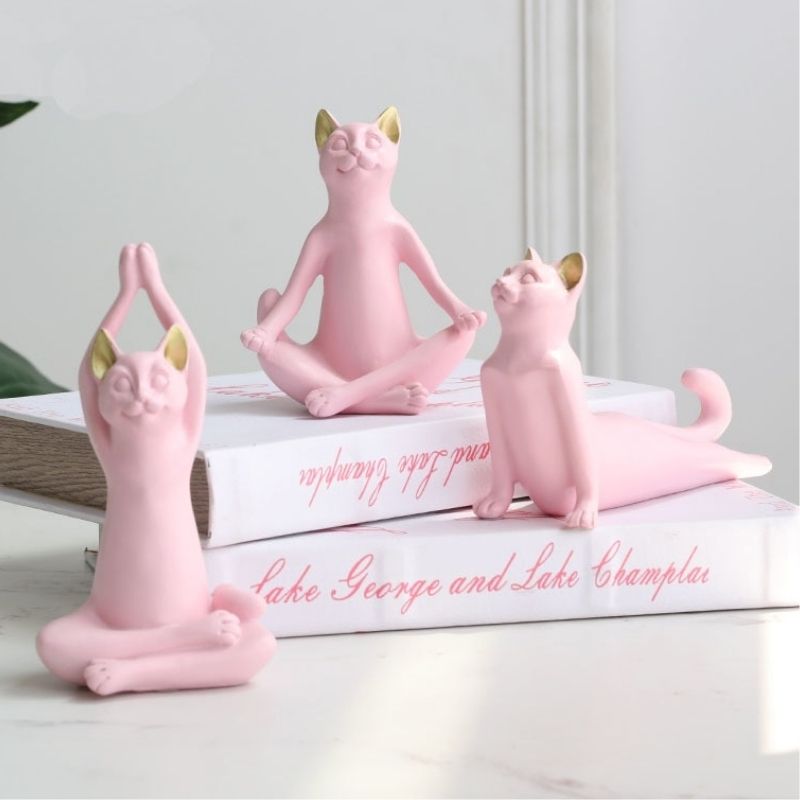 Statuette Chat en Résine Rose - Douceur et Positivité pour Votre Maison  Modèle Chat assis