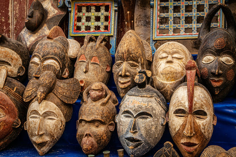 Photo de masques africains traditionnels
