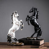 statue de cheval élégant