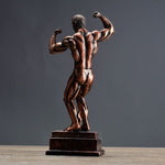 statue homme musclé