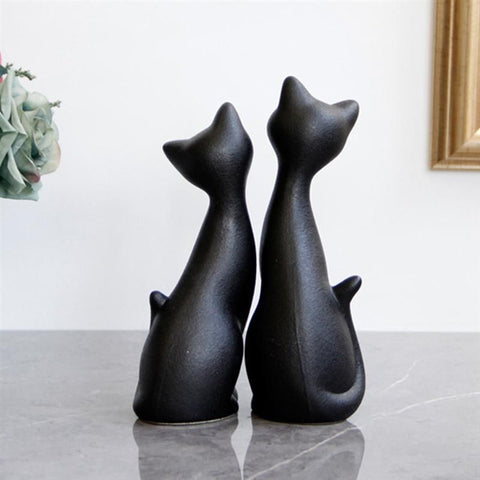 Statue de chat noir