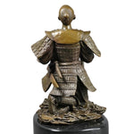 dos statue samouraï bronze
