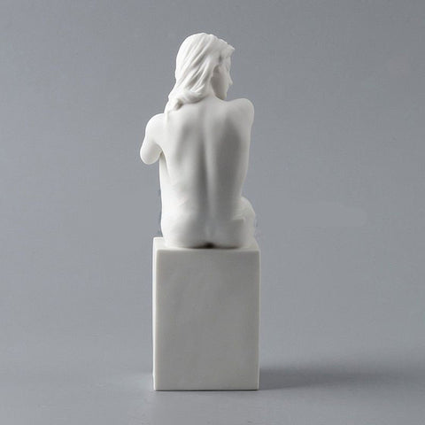 Statue femme nue
