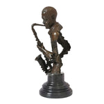 statue saxophoniste
