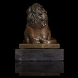 Lion sculpté en bronze
