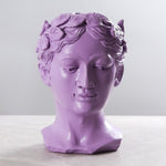 statue grecque violette.